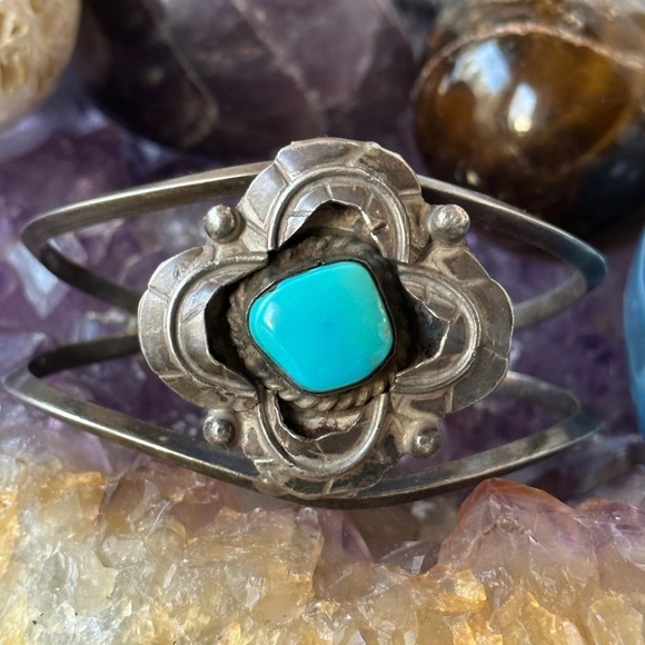 Vintage sleeping beauty sterling cuff